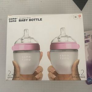 Comotomo Silicone Bottle 5oz (2pk) and Philips Avent Soothie 0-3m - Pink - 2pk